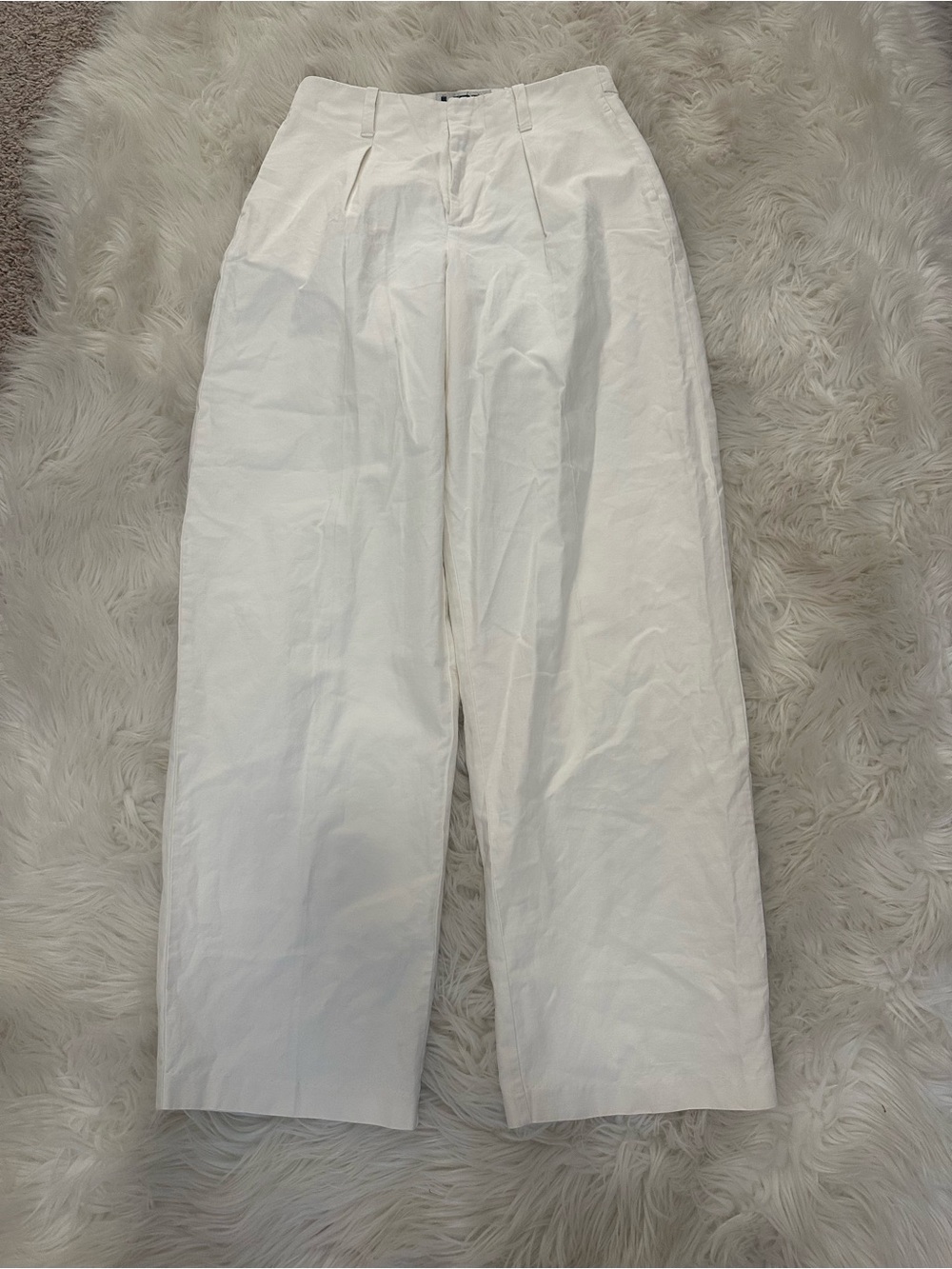 KBB High-Rise barrel leg cream Trousers